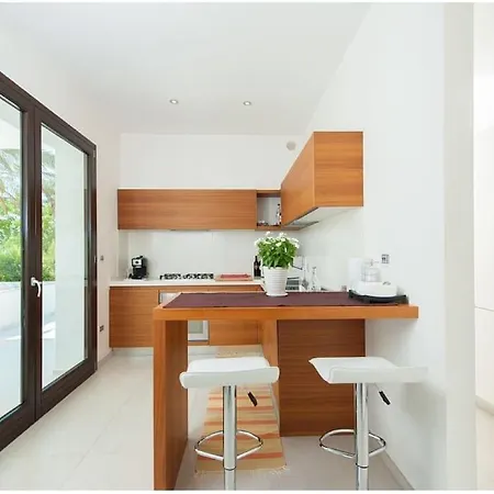 וילה Miglietta *